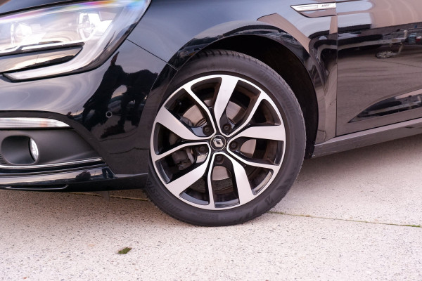 Renault MEGANE Estate 1.3 TCe Bose 163pk | Trekhaak | Camera | Carplay | Navi | Climate