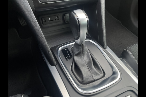 Renault MEGANE Estate 1.3 TCe Bose 163pk | Trekhaak | Camera | Carplay | Navi | Climate