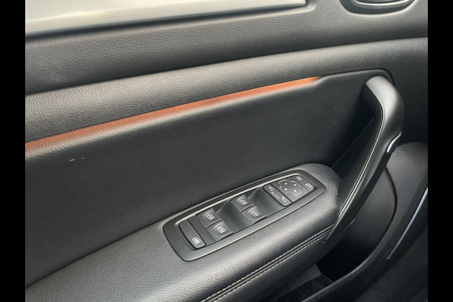 Renault MEGANE Estate 1.3 TCe Bose 163pk | Trekhaak | Camera | Carplay | Navi | Climate