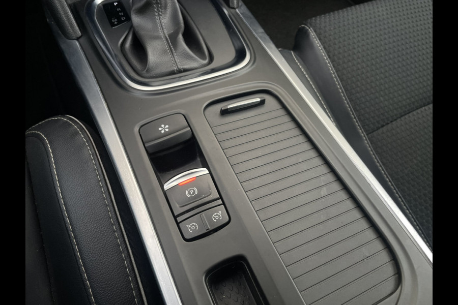 Renault MEGANE Estate 1.3 TCe Bose 163pk | Trekhaak | Camera | Carplay | Navi | Climate