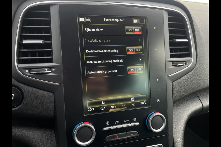 Renault MEGANE Estate 1.3 TCe Bose 163pk | Trekhaak | Camera | Carplay | Navi | Climate