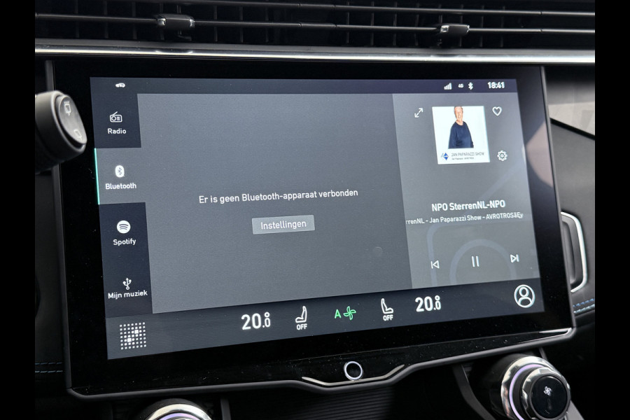 Lynk & Co 01 AUT-7 261pk PHEV Zwarte-Hemel Pano-Schuifdak Lmv 20" 360°Camera Apple Carplay Android Auto Adap.Cruise Navi Pdc Ecc Keyless Led  Elek.Memory.Stoel File assistent Dodehoek detector Elektrisch bedienbare achterklep Rijstrooksensor Wifi Verkeersbord detectie 425Nm koppel 3,7kw laadvermogen 1.800KG-Trekvermogen! €44.880 Nieuwprijs 1e Eigenaar Origineel NLse auto!