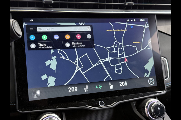 Lynk & Co 01 AUT-7 261pk PHEV Zwarte-Hemel Pano-Schuifdak Lmv 20" 360°Camera Apple Carplay Android Auto Adap.Cruise Navi Pdc Ecc Keyless Led  Elek.Memory.Stoel File assistent Dodehoek detector Elektrisch bedienbare achterklep Rijstrooksensor Wifi Verkeersbord detectie 425Nm koppel 3,7kw laadvermogen 1.800KG-Trekvermogen! €44.880 Nieuwprijs 1e Eigenaar Origineel NLse auto!