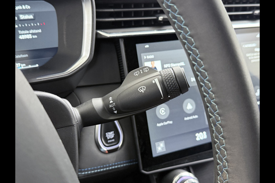 Lynk & Co 01 AUT-7 261pk PHEV Zwarte-Hemel Pano-Schuifdak Lmv 20" 360°Camera Apple Carplay Android Auto Adap.Cruise Navi Pdc Ecc Keyless Led  Elek.Memory.Stoel File assistent Dodehoek detector Elektrisch bedienbare achterklep Rijstrooksensor Wifi Verkeersbord detectie 425Nm koppel 3,7kw laadvermogen 1.800KG-Trekvermogen! €44.880 Nieuwprijs 1e Eigenaar Origineel NLse auto!