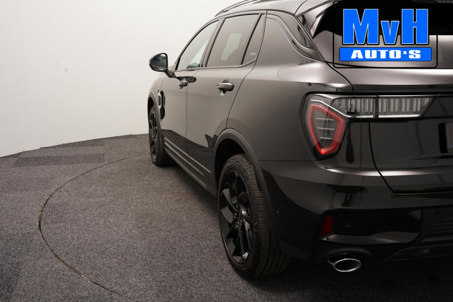 Lynk & Co 01 1.5 Hybride|FULL BLACK XXL|ZWARTE.HEMEL|360ºCAM