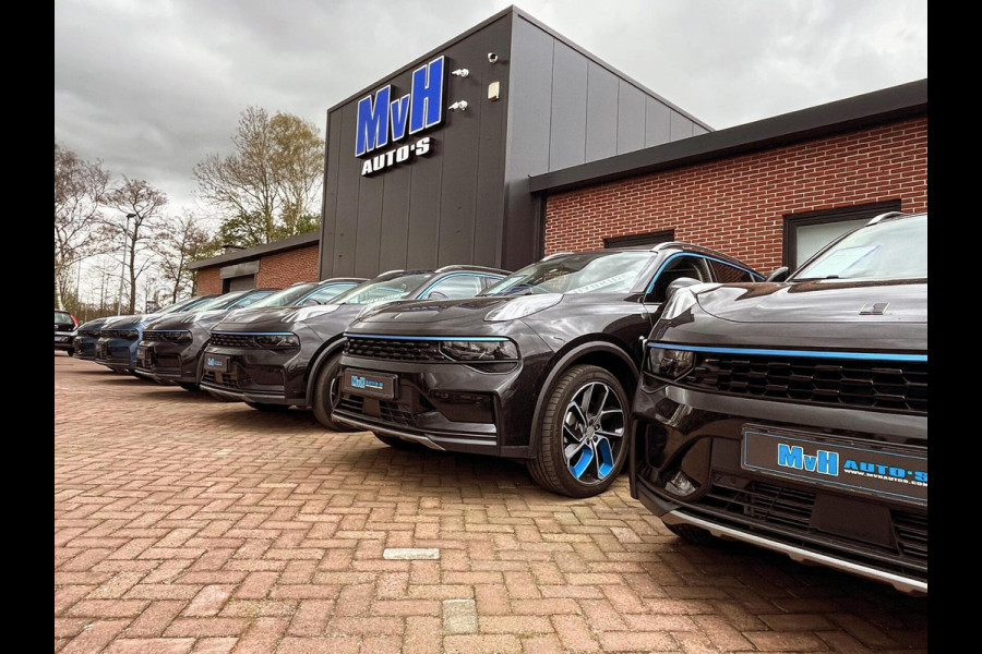 Lynk & Co 01 1.5 Hybride|FULL BLACK XXL|ZWARTE.HEMEL|360ºCAM