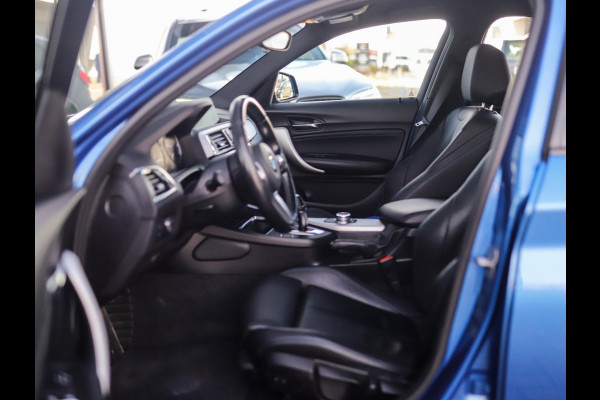 BMW 1-serie 118i Corporate Lease Executive | M-Sport | Shadowline | Leder | Stoelverw. | 18" LM