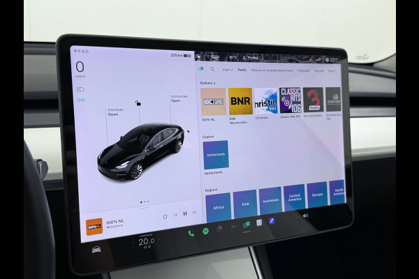 Tesla Model 3 Long Range AWD 75kWh 463PK 19"Lmv Priv.Glas Ivory-interieur ! FSD-3 Computer Premium Audio AutoPilot Panoramadak Camera's Leer A 4WD Stoel en achterbank verwarming Elektr.Stoelen+Memory+Easy-Entry WiFi SOH 91% Fabrieksgarantie op Accu en motor tot 192.000km / 18-11-2027 1e Eigenaar Origineel Nederlandse Auto 61.000 nieuw!