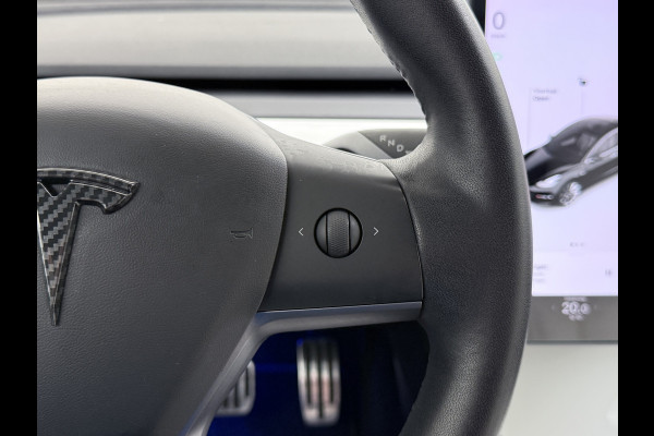 Tesla Model 3 Long Range AWD 75kWh 463PK 19"Lmv Priv.Glas Ivory-interieur ! FSD-3 Computer Premium Audio AutoPilot Panoramadak Camera's Leer A 4WD Stoel en achterbank verwarming Elektr.Stoelen+Memory+Easy-Entry WiFi SOH 91% Fabrieksgarantie op Accu en motor tot 192.000km / 18-11-2027 1e Eigenaar Origineel Nederlandse Auto 61.000 nieuw!