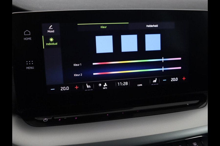 Škoda Octavia 1.5 TSI First Edition | Stoelverwarming | Adaptive cruise | Carplay | Sfeerverlichting | Matrix LED | Navigatie | Parkeerhulp | Keyless | DAB | Virtual Cockpit