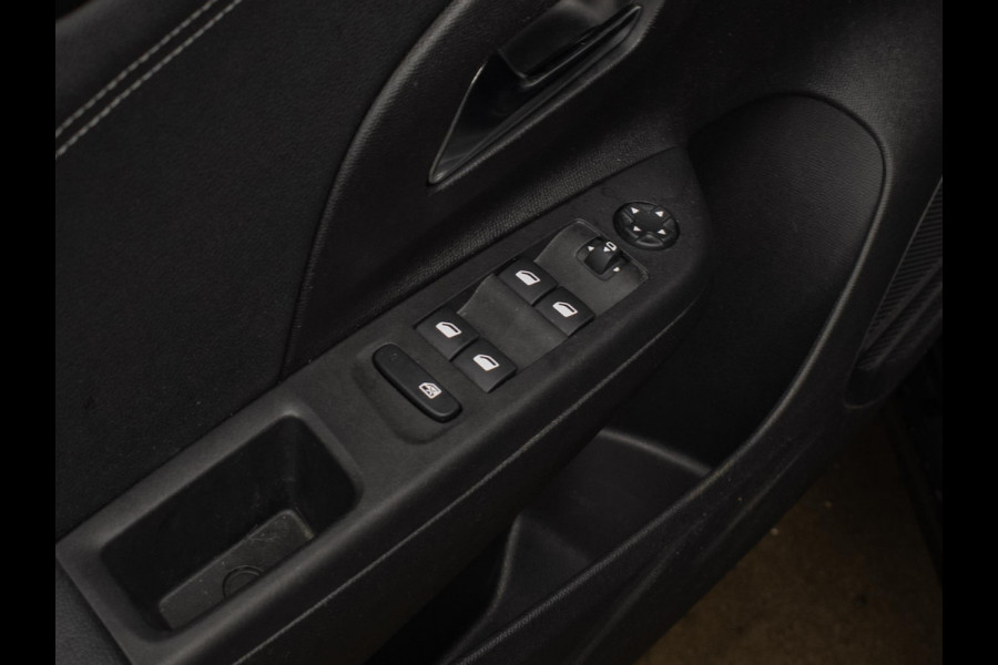 Opel Corsa 1.2 Elegance Sport (APPLE CARPLAY,NAVI,LEDER,DIGITAL COCKPIT,CAMERA,PDC,GETINT,LM VELGEN,NETTESTAAT)