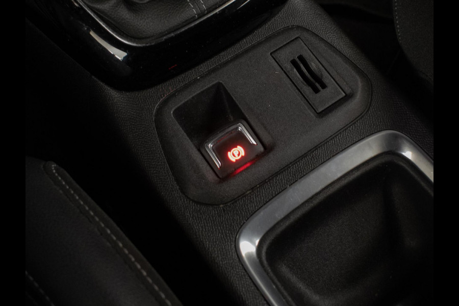 Opel Corsa 1.2 Elegance Sport (APPLE CARPLAY,NAVI,LEDER,DIGITAL COCKPIT,CAMERA,PDC,GETINT,LM VELGEN,NETTESTAAT)