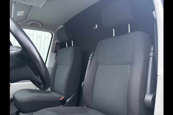 Volkswagen Transporter 2.0 TDI L2H1*A/C*NAVI*CRUISE*CAMERA*