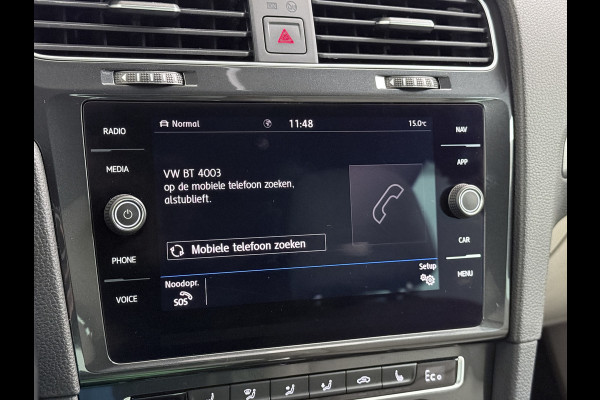 Volkswagen e-Golf Leer Warmtepomp LED+ Apple Carplay Android Navi Adaptieve-Cr. Digit.Dashb. PDC-v+a DAB 17" Ecc Led Premium Audio High-End- Dynaudio Zwarte-Hemel Lmv Privacy Glas Spiegel Pakket Virtual Cockpit Leder Pakket Stoelverwarming Origineel Nederlandse Auto Dealeronderhouden € 48.000 Nieuw!