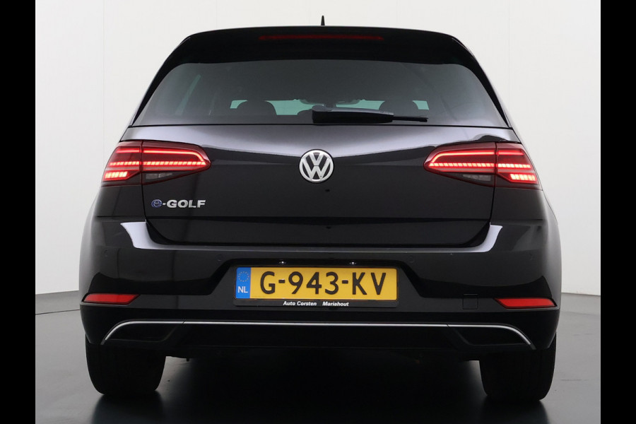 Volkswagen e-Golf Leer Warmtepomp LED+ Apple Carplay Android Navi Adaptieve-Cr. Digit.Dashb. PDC-v+a DAB 17" Ecc Led Premium Audio High-End- Dynaudio Zwarte-Hemel Lmv Privacy Glas Spiegel Pakket Virtual Cockpit Leder Pakket Stoelverwarming Origineel Nederlandse Auto Dealeronderhouden € 48.000 Nieuw!