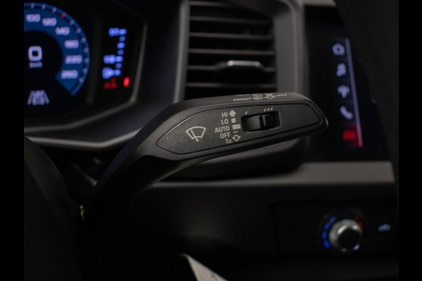 Audi A1 Sportback 30 TFSI Sport (APPLE CARPLAY,NAVI,CRUISE,DIGITAL COCKPIT,LED,BLACK EDITION,SPORTSTOELEN,LM VELGEN,NETTE STAAT)