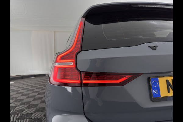 Volvo V60 2.0 B3 R-Design (INCL-BTW) *LEATHER-FABRIC | DIGI-COCKPIT | FULL-LED | MEMORY-PACK | HEATED-SPORTSEATS | LANE-ASSIST | NAVI-FULLMAP | CAMERA | DAB+ | PRIVACY-GLASS | ECC | PDC | TOWBAR | 19''ALU*