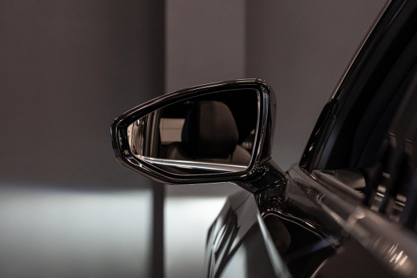 Audi A8 60 TFSI e quattro Pro Line Plus *Bang & Olufsen / Panorama / Stoelventilatie- + massage / Surround-view / HUD*