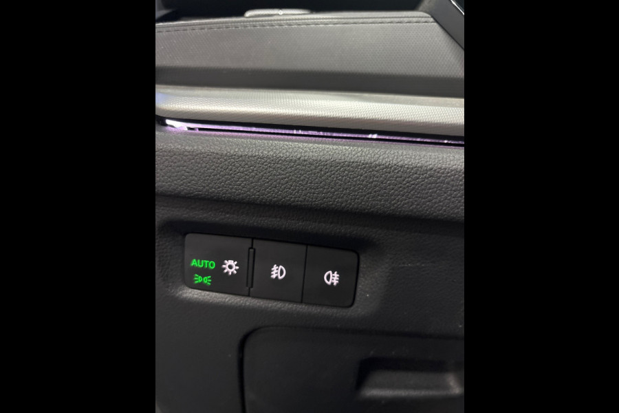 Škoda Octavia Combi 1.5 e-TSI Business Edition Navi | Pano |Clima | Cruise | PDC | Camera