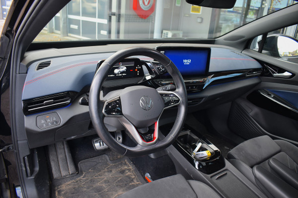Volkswagen ID.4 GTX 4Motion 77 kWh | Trekhaak | Schaalstoelen | HUD | 21” LM | Pano