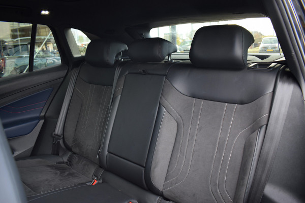 Volkswagen ID.4 GTX 4Motion 77 kWh | Trekhaak | Schaalstoelen | HUD | 21” LM | Pano