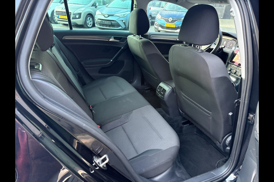 Volkswagen e-Golf | Camera | Keyless | Warmtepomp | Stoelverw. | Adapt. Cr. Stop&Go | Virtual Cockpit | Prijs Rijklaar!!