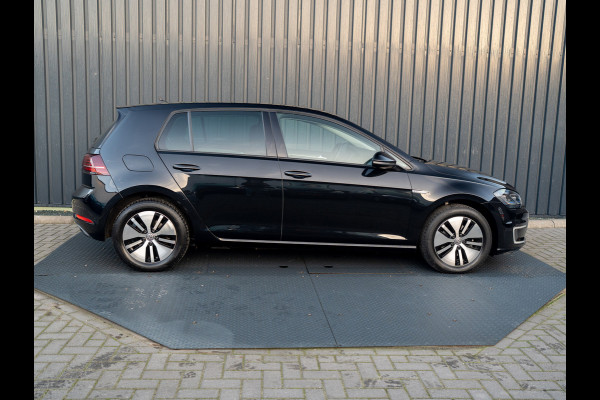 Volkswagen e-Golf | Camera | Keyless | Warmtepomp | Stoelverw. | Adapt. Cr. Stop&Go | Virtual Cockpit | Prijs Rijklaar!!