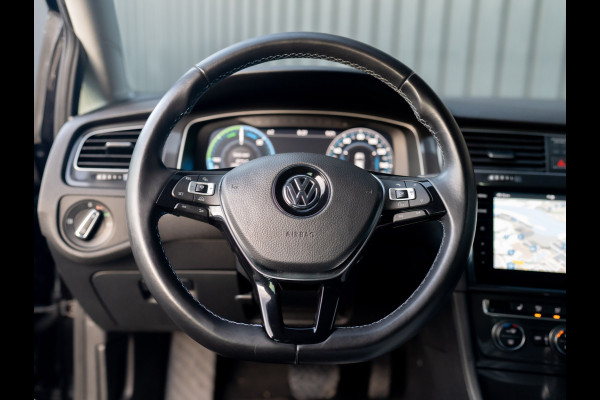 Volkswagen e-Golf | Camera | Keyless | Warmtepomp | Stoelverw. | Adapt. Cr. Stop&Go | Virtual Cockpit | Prijs Rijklaar!!
