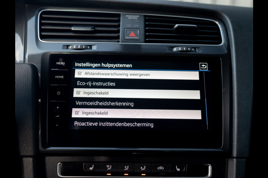 Volkswagen e-Golf | Camera | Keyless | Warmtepomp | Stoelverw. | Adapt. Cr. Stop&Go | Virtual Cockpit | Prijs Rijklaar!!