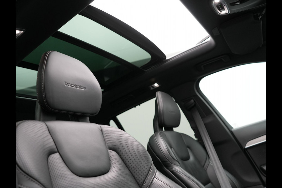 Volvo XC90 T8 Twin Engine AWD Inscription 7 Persoons Plug In Hybrid Dealer O.H PHEV | Panodak | Adaptive Cruise | Luxe Lederen Comfortzetels Massage & Ventilatie | Head Up | 360 Camera | Harman Kardon | Blis | Apple Carplay | Navigatie |