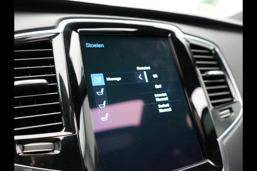 Volvo XC90 T8 Twin Engine AWD Inscription 7 Persoons Plug In Hybrid Dealer O.H PHEV | Panodak | Adaptive Cruise | Luxe Lederen Comfortzetels Massage & Ventilatie | Head Up | 360 Camera | Harman Kardon | Blis | Apple Carplay | Navigatie |