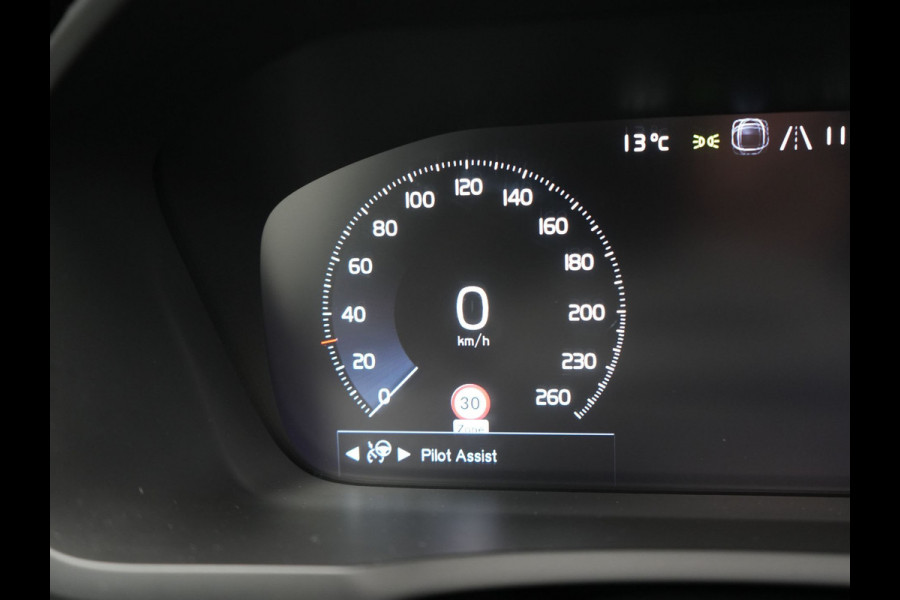 Volvo XC90 T8 Twin Engine AWD Inscription 7 Persoons Plug In Hybrid Dealer O.H PHEV | Panodak | Adaptive Cruise | Luxe Lederen Comfortzetels Massage & Ventilatie | Head Up | 360 Camera | Harman Kardon | Blis | Apple Carplay | Navigatie |