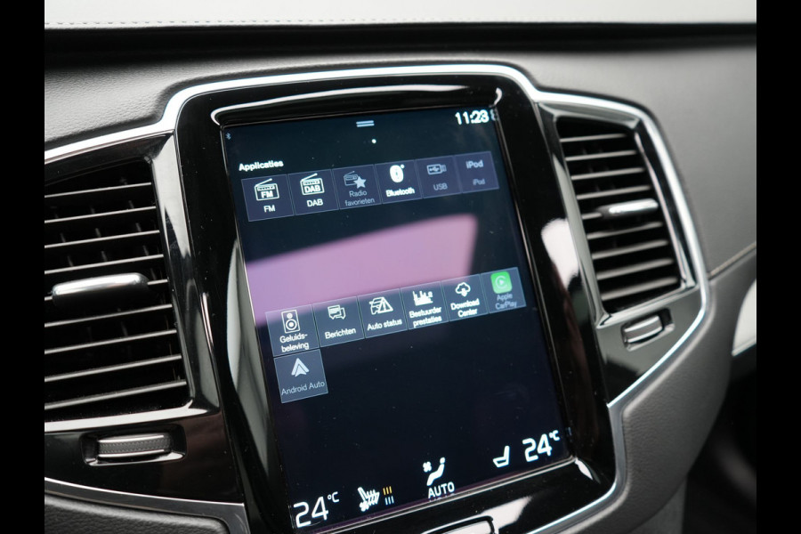 Volvo XC90 T8 Twin Engine AWD Inscription 7 Persoons Plug In Hybrid Dealer O.H PHEV | Panodak | Adaptive Cruise | Luxe Lederen Comfortzetels Massage & Ventilatie | Head Up | 360 Camera | Harman Kardon | Blis | Apple Carplay | Navigatie |