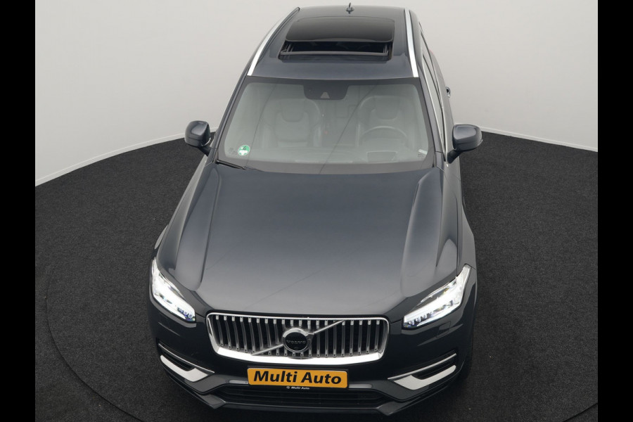 Volvo XC90 T8 Twin Engine AWD Inscription 7 Persoons Plug In Hybrid Dealer O.H PHEV | Panodak | Adaptive Cruise | Luxe Lederen Comfortzetels Massage & Ventilatie | Head Up | 360 Camera | Harman Kardon | Blis | Apple Carplay | Navigatie |