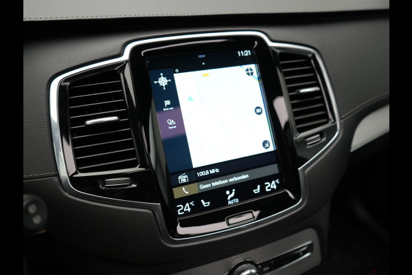 Volvo XC90 T8 Twin Engine AWD Inscription 7 Persoons Plug In Hybrid Dealer O.H PHEV | Panodak | Adaptive Cruise | Luxe Lederen Comfortzetels Massage & Ventilatie | Head Up | 360 Camera | Harman Kardon | Blis | Apple Carplay | Navigatie |