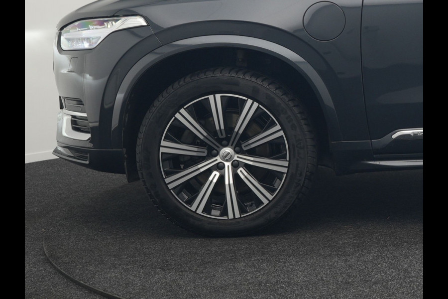 Volvo XC90 T8 Twin Engine AWD Inscription 7 Persoons Plug In Hybrid Dealer O.H PHEV | Panodak | Adaptive Cruise | Luxe Lederen Comfortzetels Massage & Ventilatie | Head Up | 360 Camera | Harman Kardon | Blis | Apple Carplay | Navigatie |