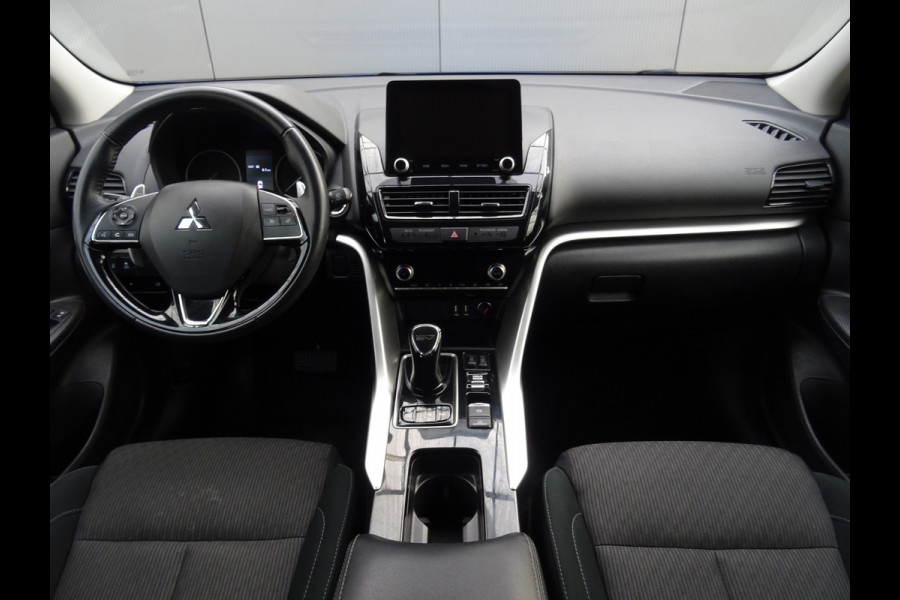 Mitsubishi Eclipse Cross 2.4 PHEV Instyle * 4 SEIZOENSBANDEN * CARPAY !!