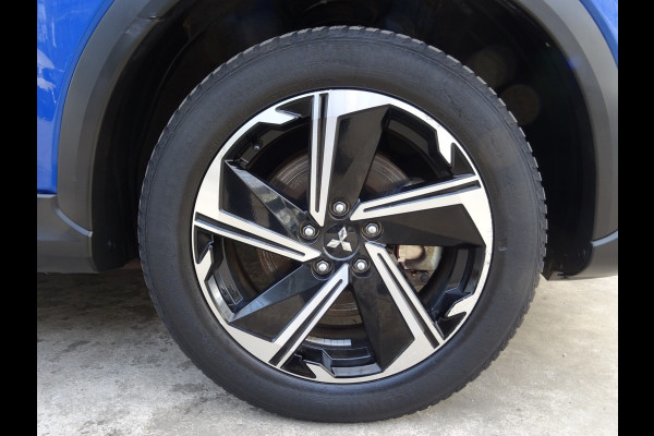 Mitsubishi Eclipse Cross 2.4 PHEV Instyle * 4 SEIZOENSBANDEN * CARPAY !!