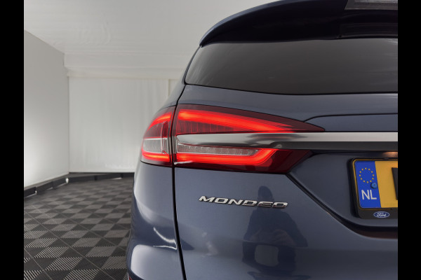 Ford Mondeo Wagon 2.0 IVCT HEV ST-Line (INCL.BTW) *LEATHER-MICROFIBRE | ADAPTIVE-CRUISE | FULL-LED | MEMORY-PACK | BLIND-SPOT | HEATED-COMFORTSEATS | CAMERA | KEYLESS | DAB+ | NAVI-FULLMAP | 18''ALU | TOWBAR*