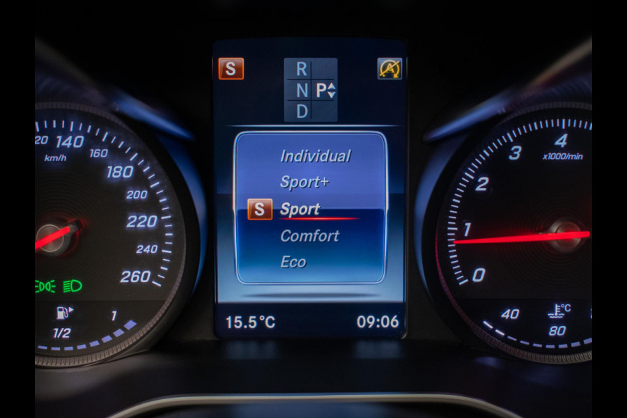 Mercedes-Benz C-Klasse Estate 180 Business Sport (APPLE CARPLAY,NAVI,LED,CRUISE,SPORTSTOELEN,CAMERA,PDC,GETINT,NETTESTAAT)