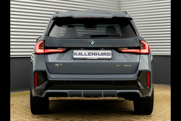 BMW X1 xDrive30e M-Sport Pro - Pano - Trekhaak - Driving Ass Prof - Harman Kardon