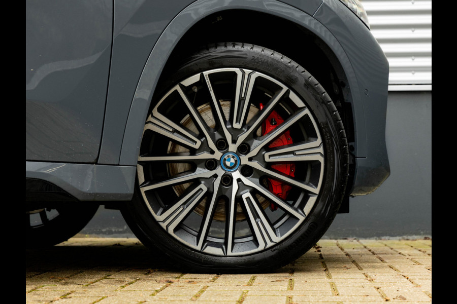 BMW X1 xDrive30e M-Sport Pro - Pano - Trekhaak - Driving Ass Prof - Harman Kardon