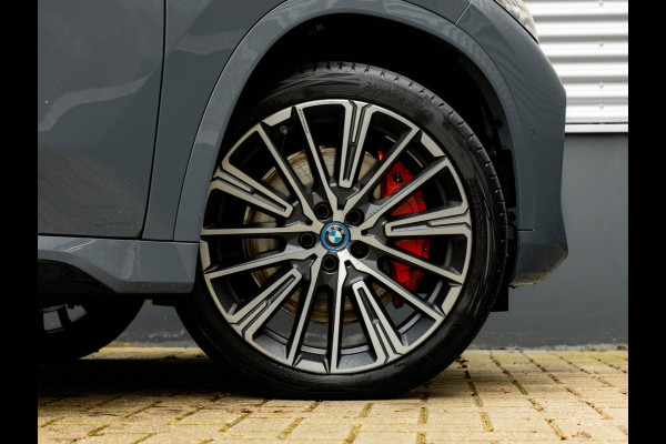 BMW X1 xDrive30e M-Sport Pro - Pano - Trekhaak - Driving Ass Prof - Harman Kardon