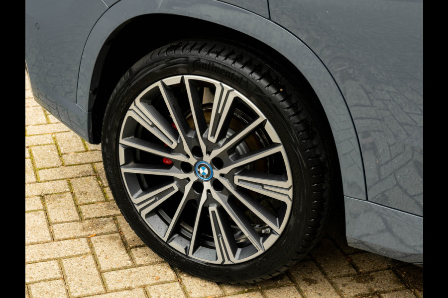 BMW X1 xDrive30e M-Sport Pro - Pano - Trekhaak - Driving Ass Prof - Harman Kardon