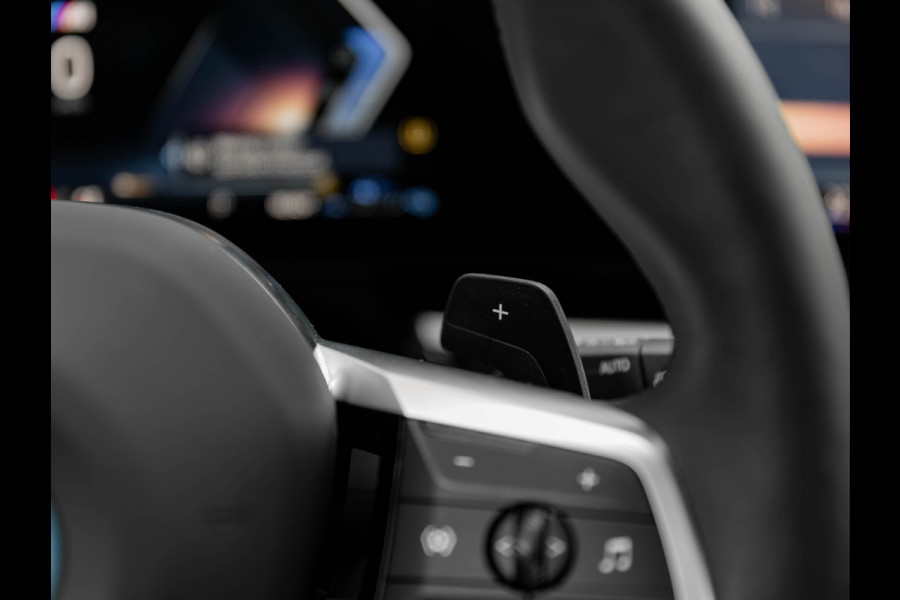 BMW X1 xDrive30e M-Sport Pro - Pano - Trekhaak - Driving Ass Prof - Harman Kardon