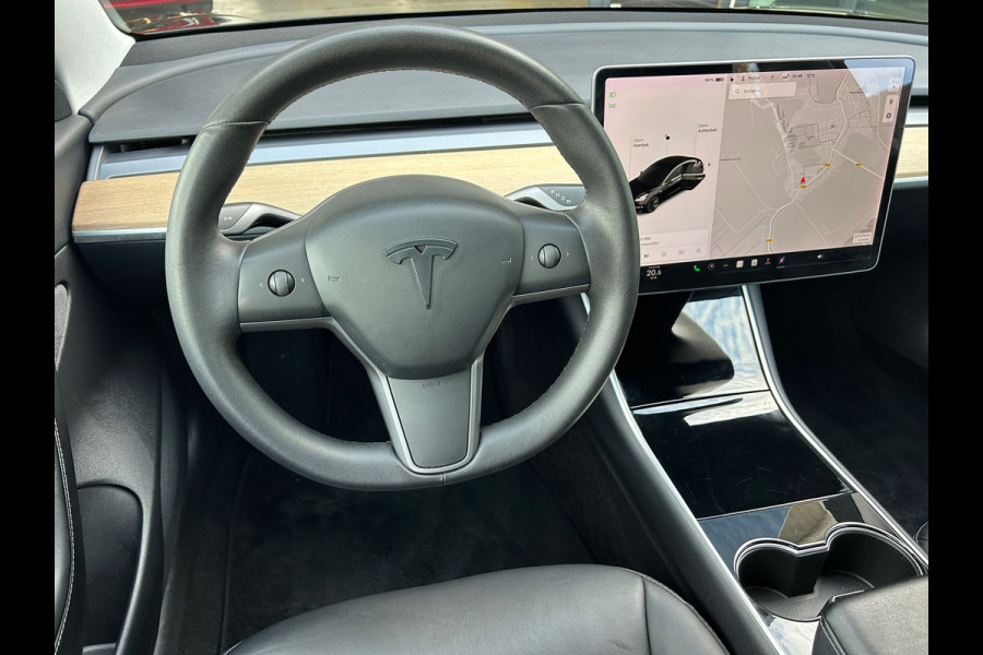 Tesla Model 3 Standard RWD Plus 60 kWh 85% SOH Trekhaak (1.000kg) Rijklaarprijs!