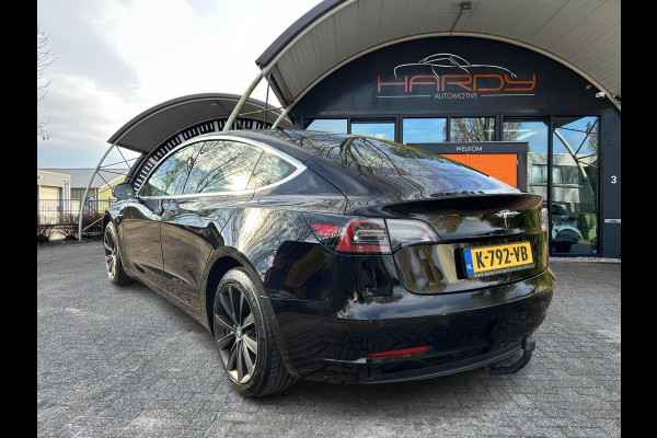 Tesla Model 3 Standard RWD Plus 60 kWh 85% SOH Trekhaak (1.000kg) Rijklaarprijs!