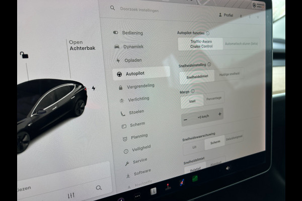 Tesla Model 3 Standard RWD Plus 60 kWh 85% SOH Trekhaak (1.000kg) Rijklaarprijs!