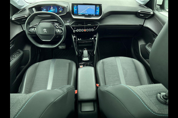 Peugeot e-208 EV Allure 50 kWh Panoramadak Airco ECC Navi Carplay PDC VA+ Camera Virtual 3D Cockpit Adaptive Cruise Control Stoelverwarming
