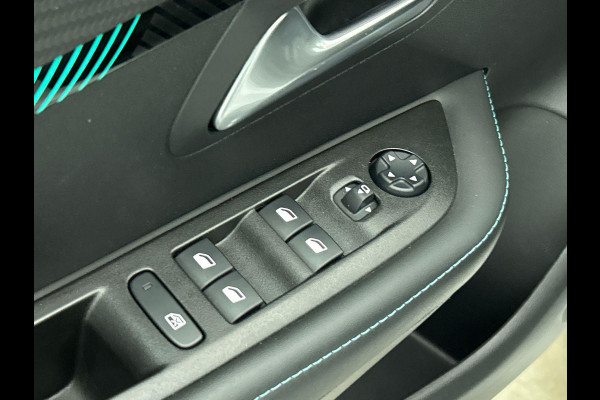 Peugeot e-208 EV Allure 50 kWh Panoramadak Airco ECC Navi Carplay PDC VA+ Camera Virtual 3D Cockpit Adaptive Cruise Control Stoelverwarming